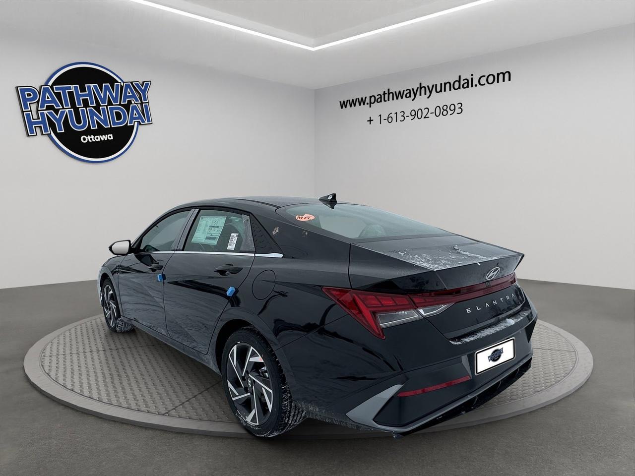 2026 Hyundai Elantra Luxury Photo