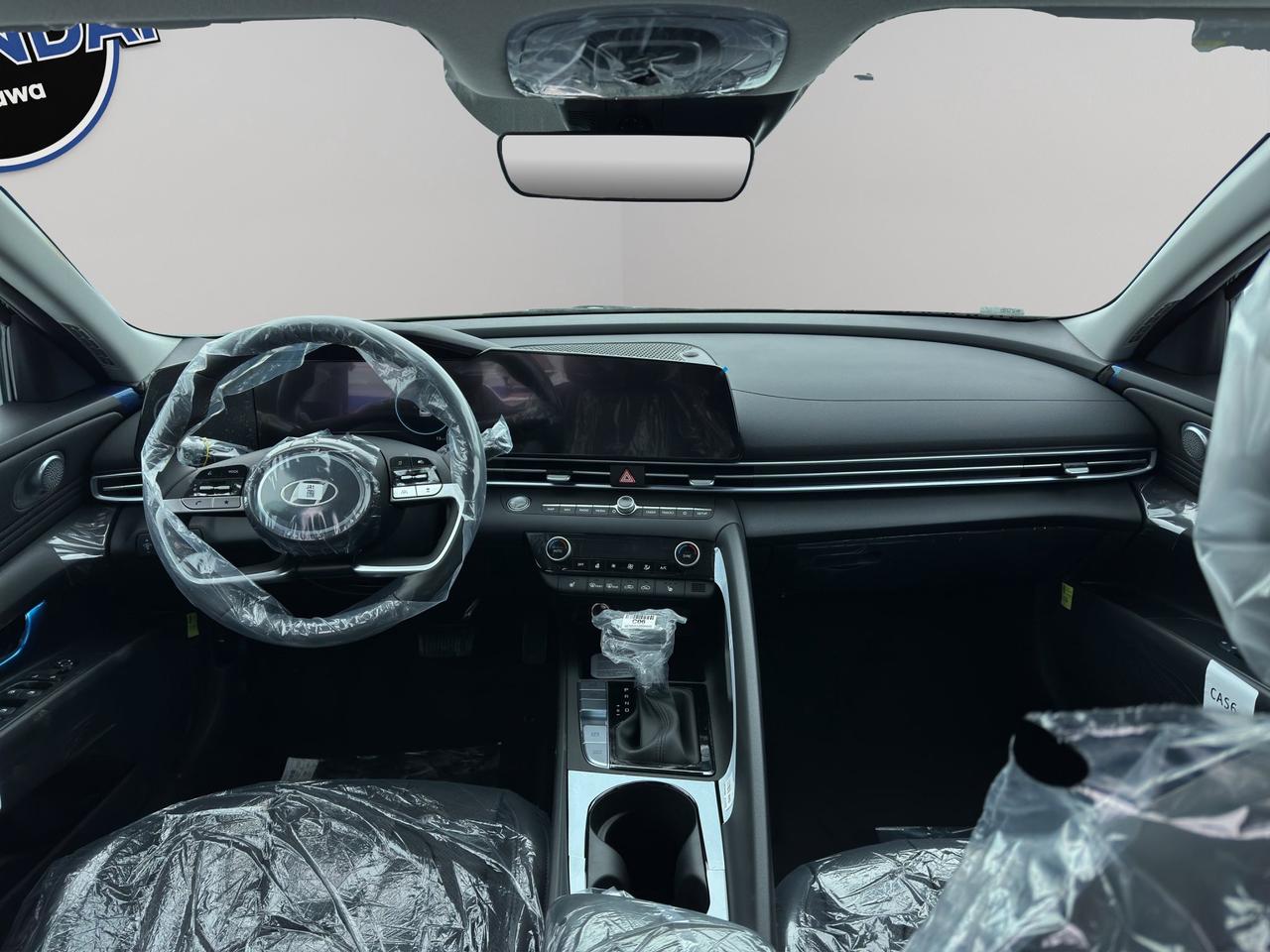 2026 Hyundai Elantra Luxury Photo