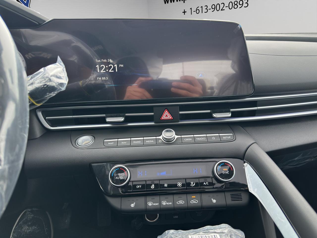 2026 Hyundai Elantra Luxury Photo