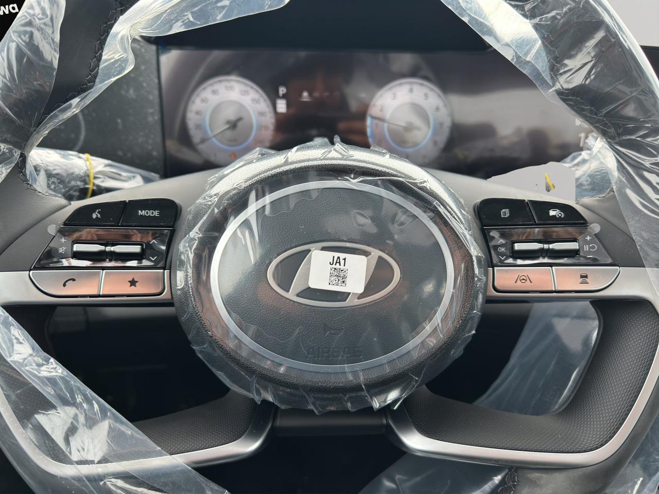 2026 Hyundai Elantra Luxury Photo