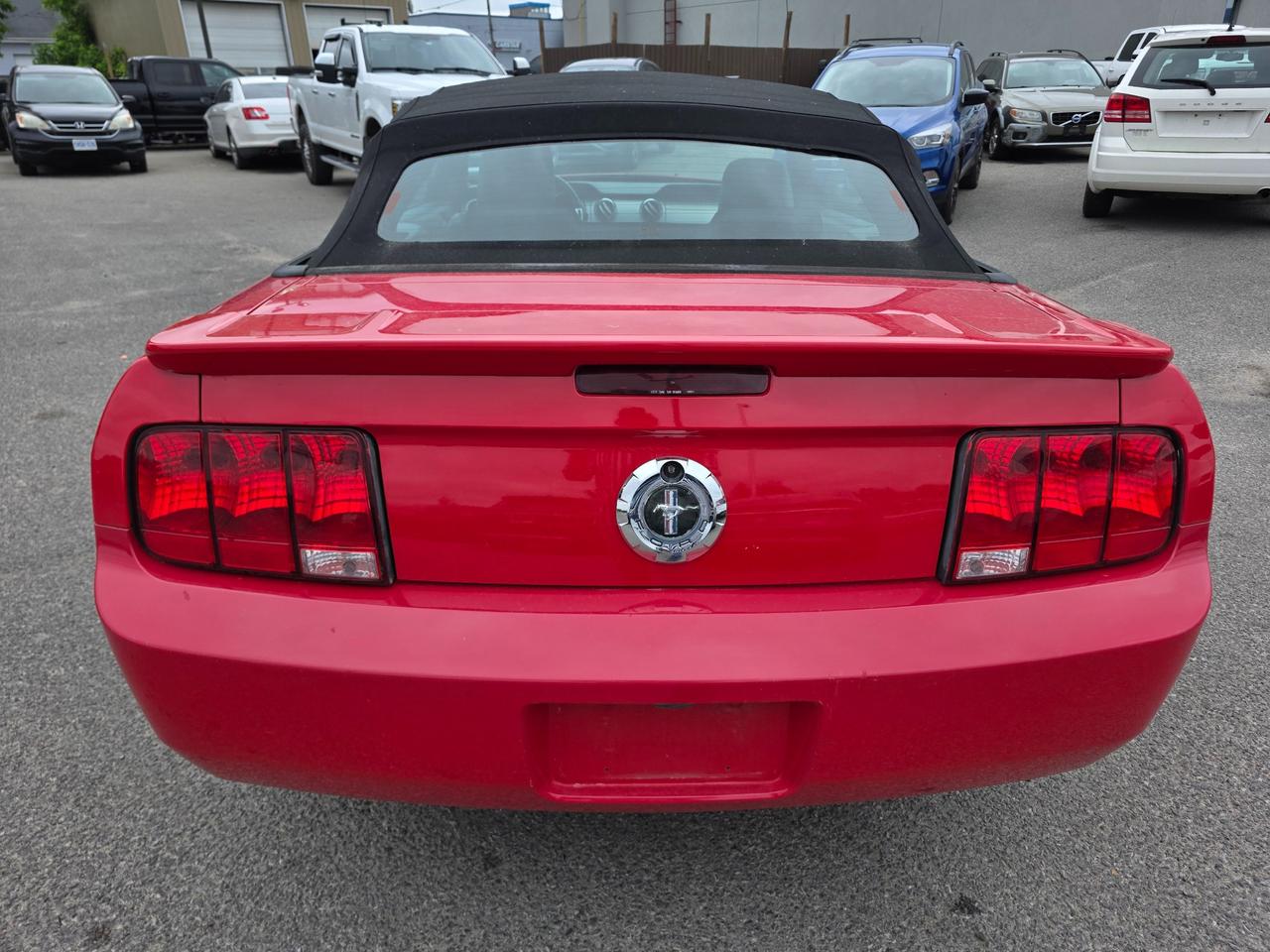 2007 Ford Mustang V6 2dr Convertible Photo