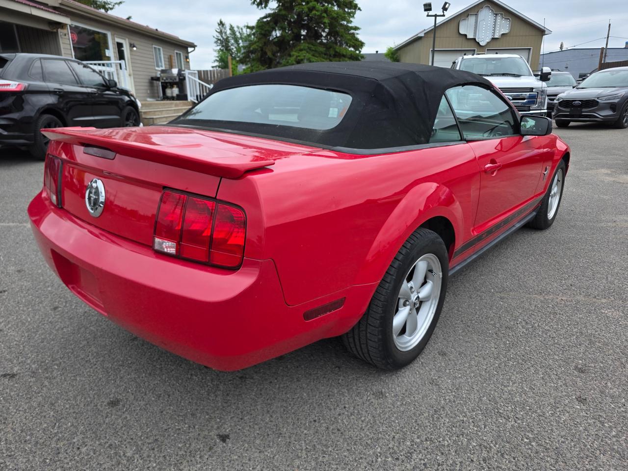2007 Ford Mustang V6 2dr Convertible Photo