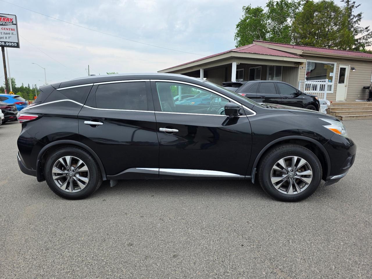 2017 Nissan Murano SL 4dr All-wheel Drive Photo4