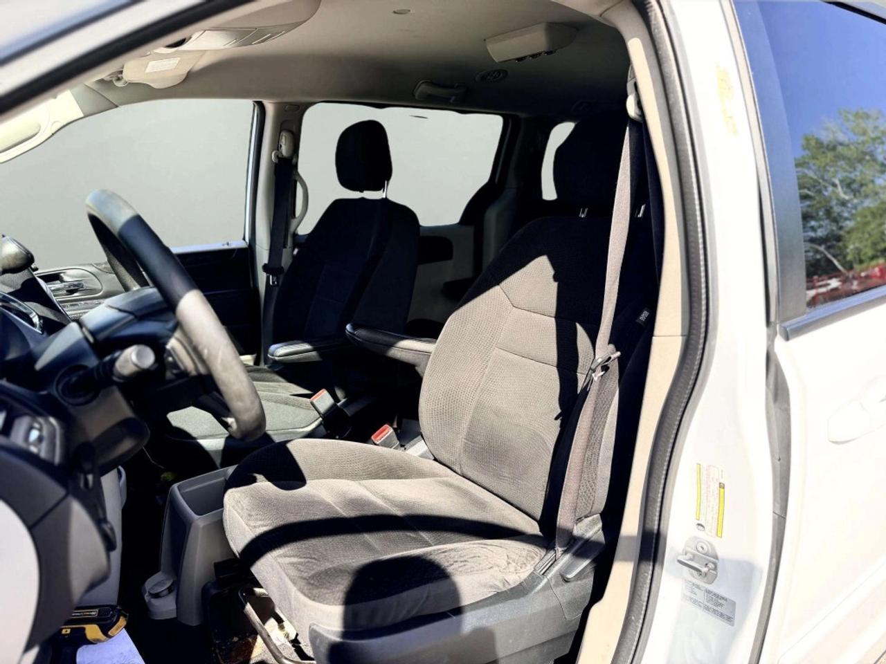 2017 Dodge Grand Caravan SXT Photo
