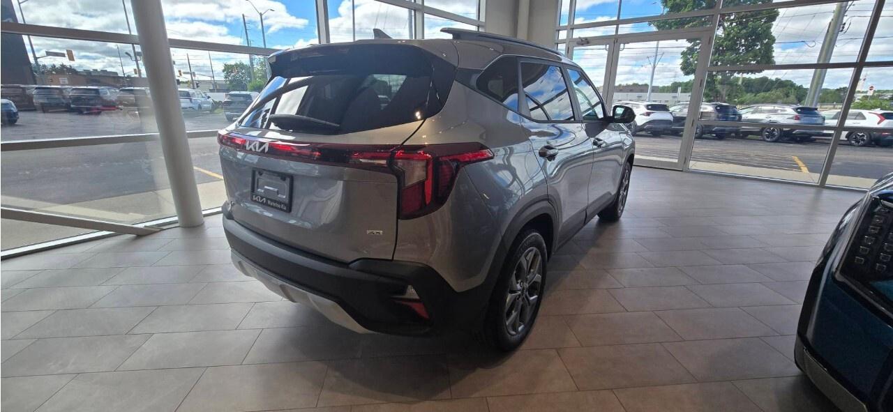 2026 Kia Seltos LX AWD Photo4