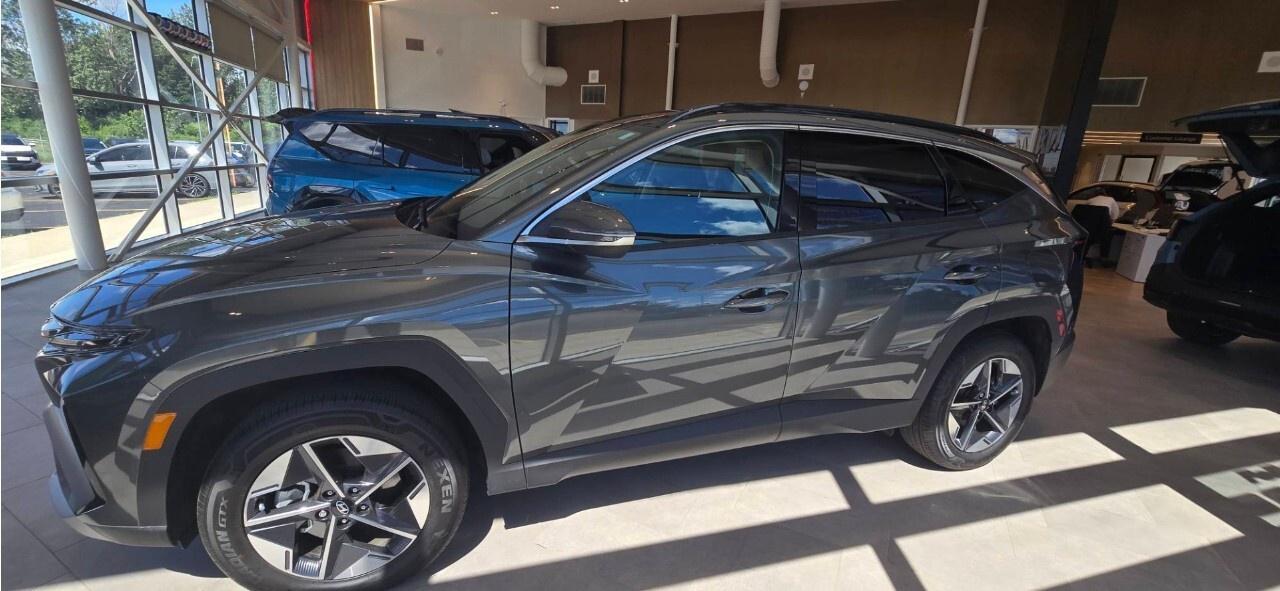 2026 Hyundai Tucson Preferred AWD w/Trend Pkg [TUCWDK2EPRTR] Photo