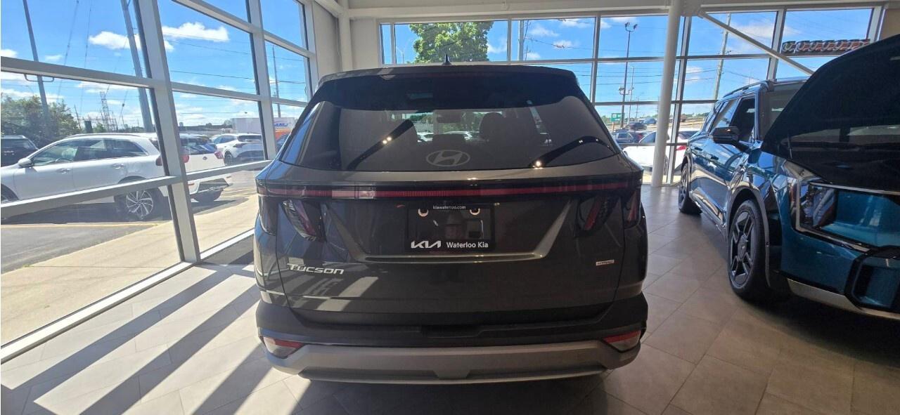 2026 Hyundai Tucson Preferred AWD w/Trend Pkg [TUCWDK2EPRTR] Photo4