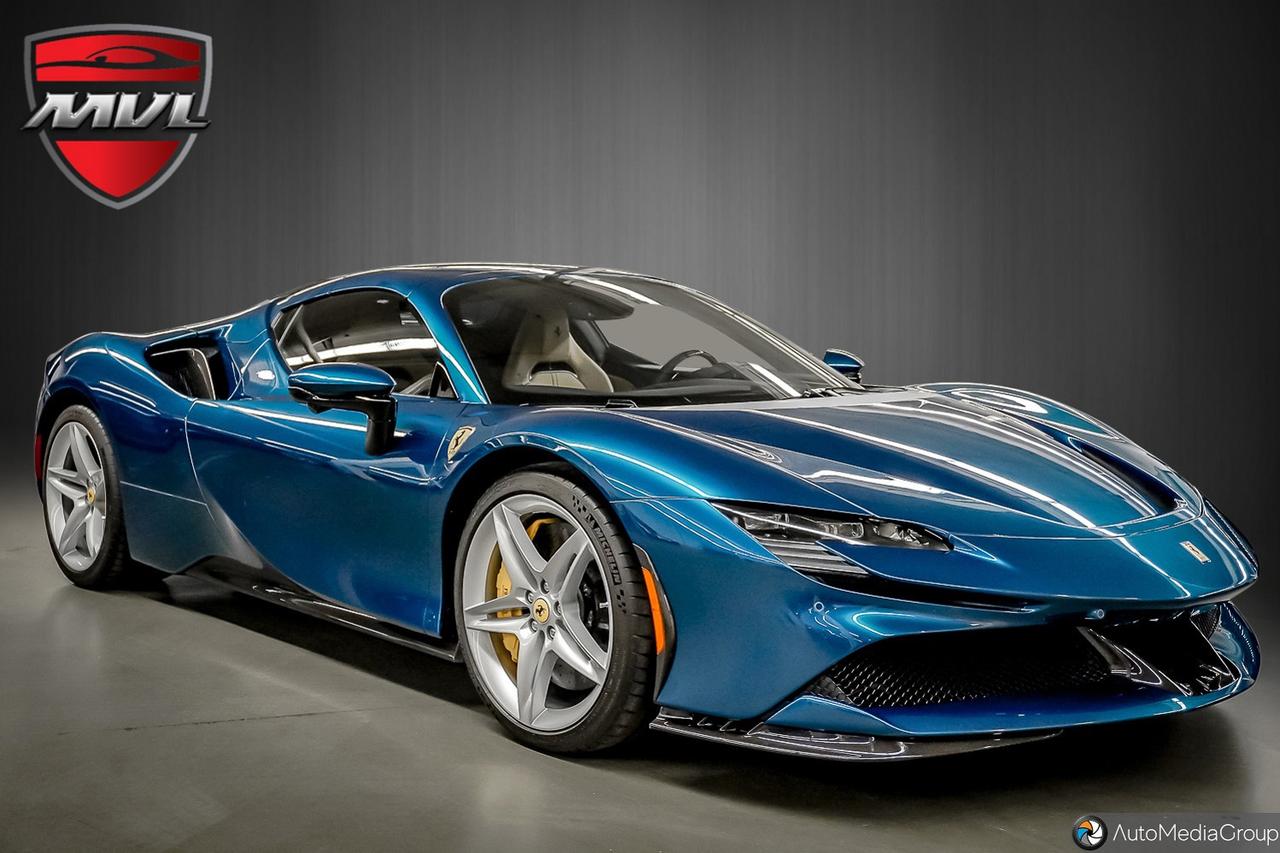 2023 Ferrari SF90 Spider Base 2dr Convertible Photo
