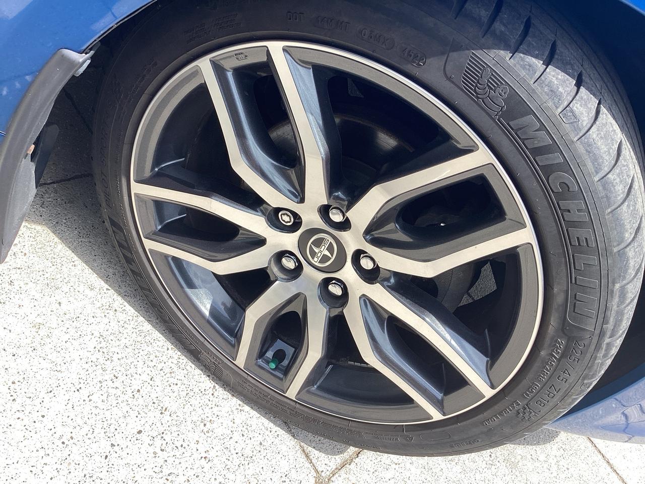 2016 Scion tC 2dr Auto **AS IS** Photo