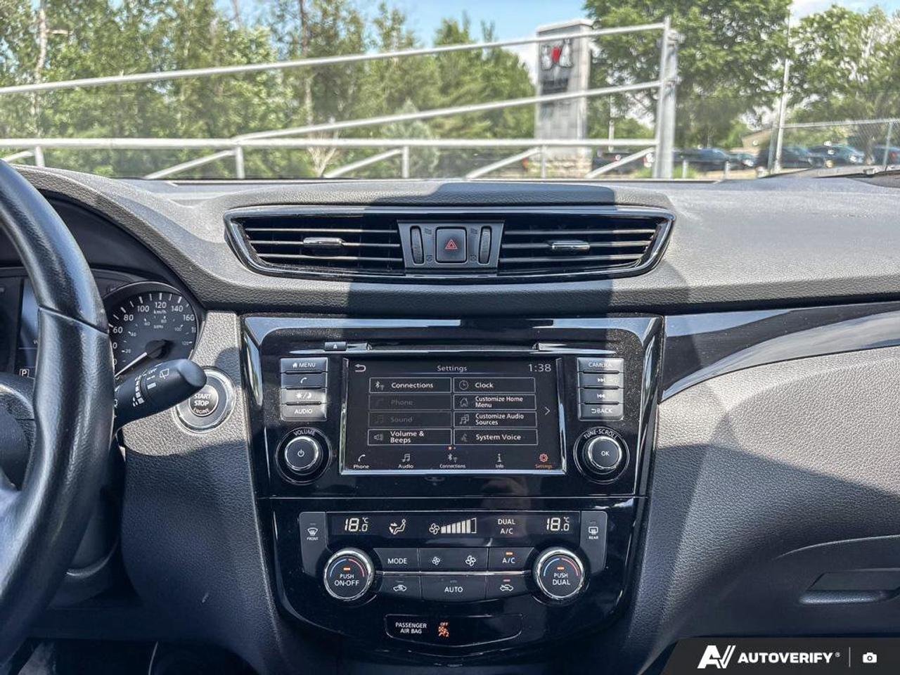 2020 Nissan Qashqai  Photo