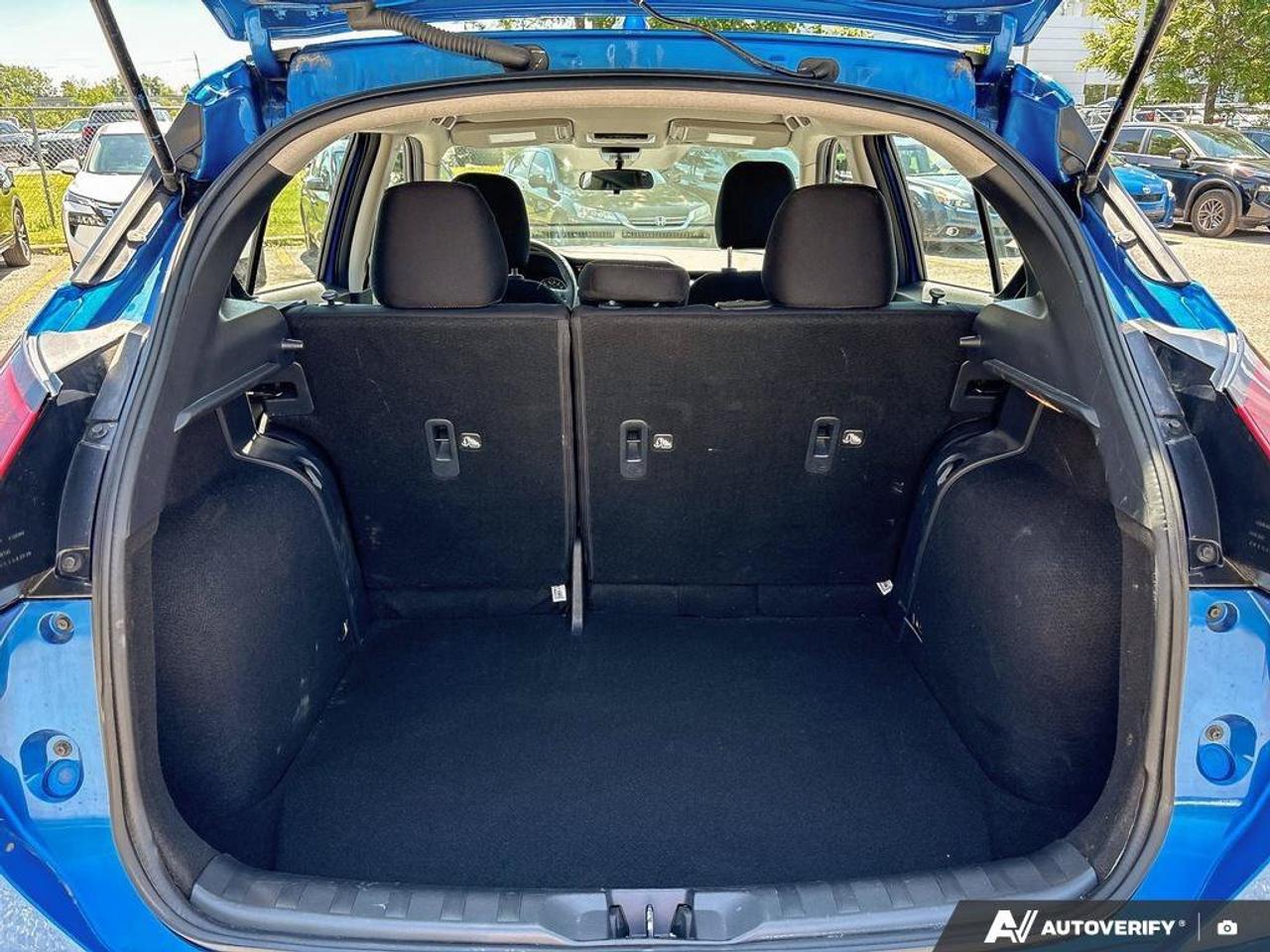 2024 Nissan Kicks SV Photo