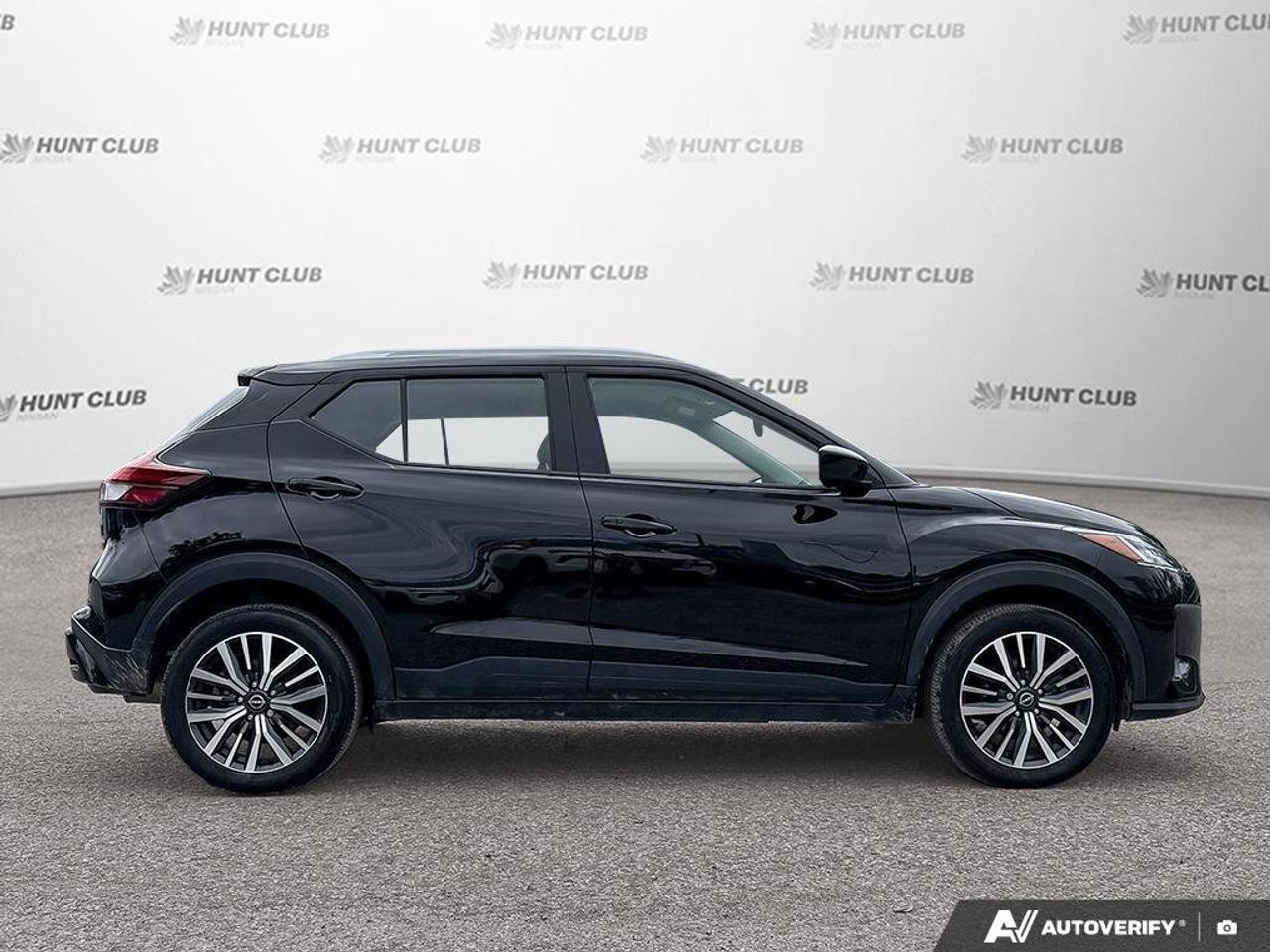 2024 Nissan Kicks SV Photo