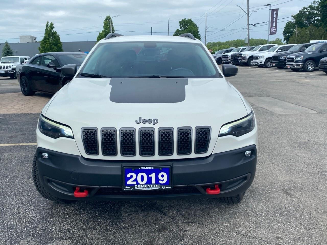 2019 Jeep Cherokee Trailhawk 4X4 Photo