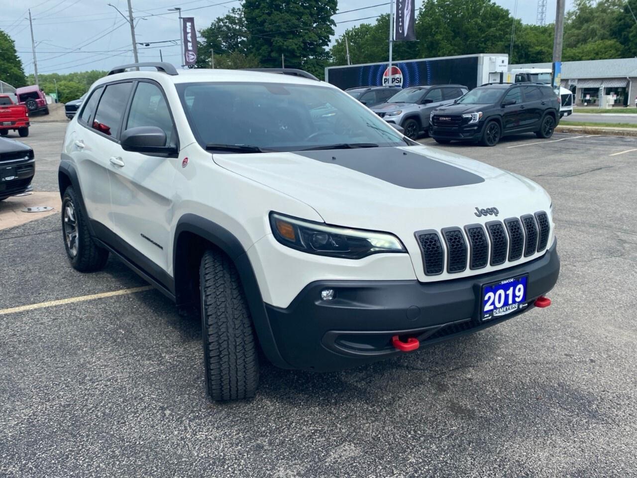 2019 Jeep Cherokee Trailhawk 4X4 Photo