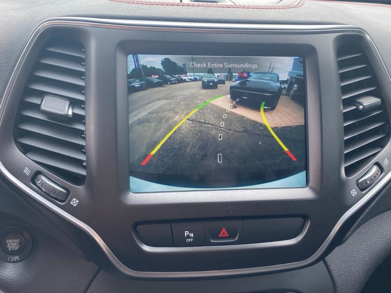 2019 Jeep Cherokee Trailhawk 4X4 Photo