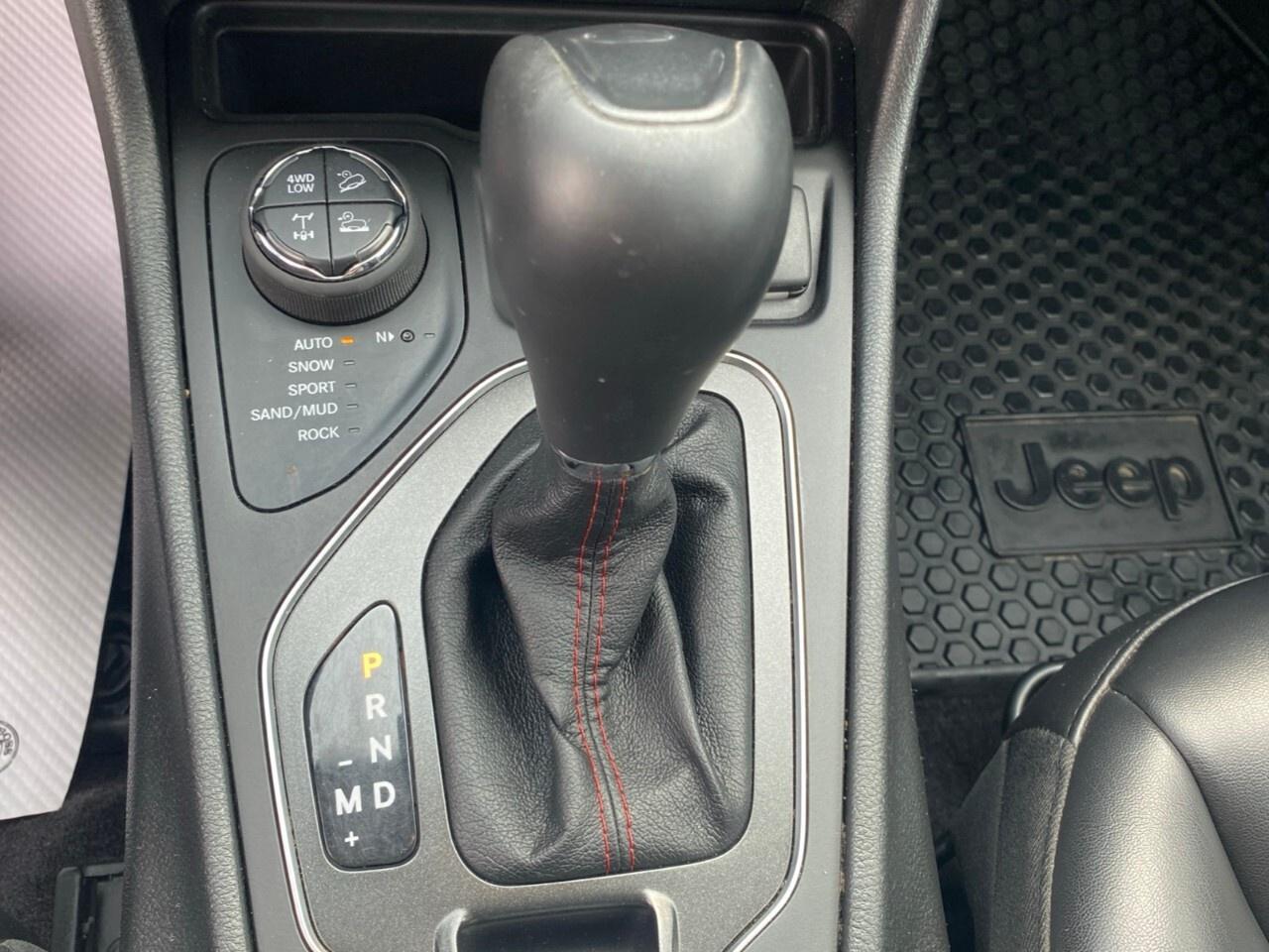 2019 Jeep Cherokee Trailhawk 4X4 Photo