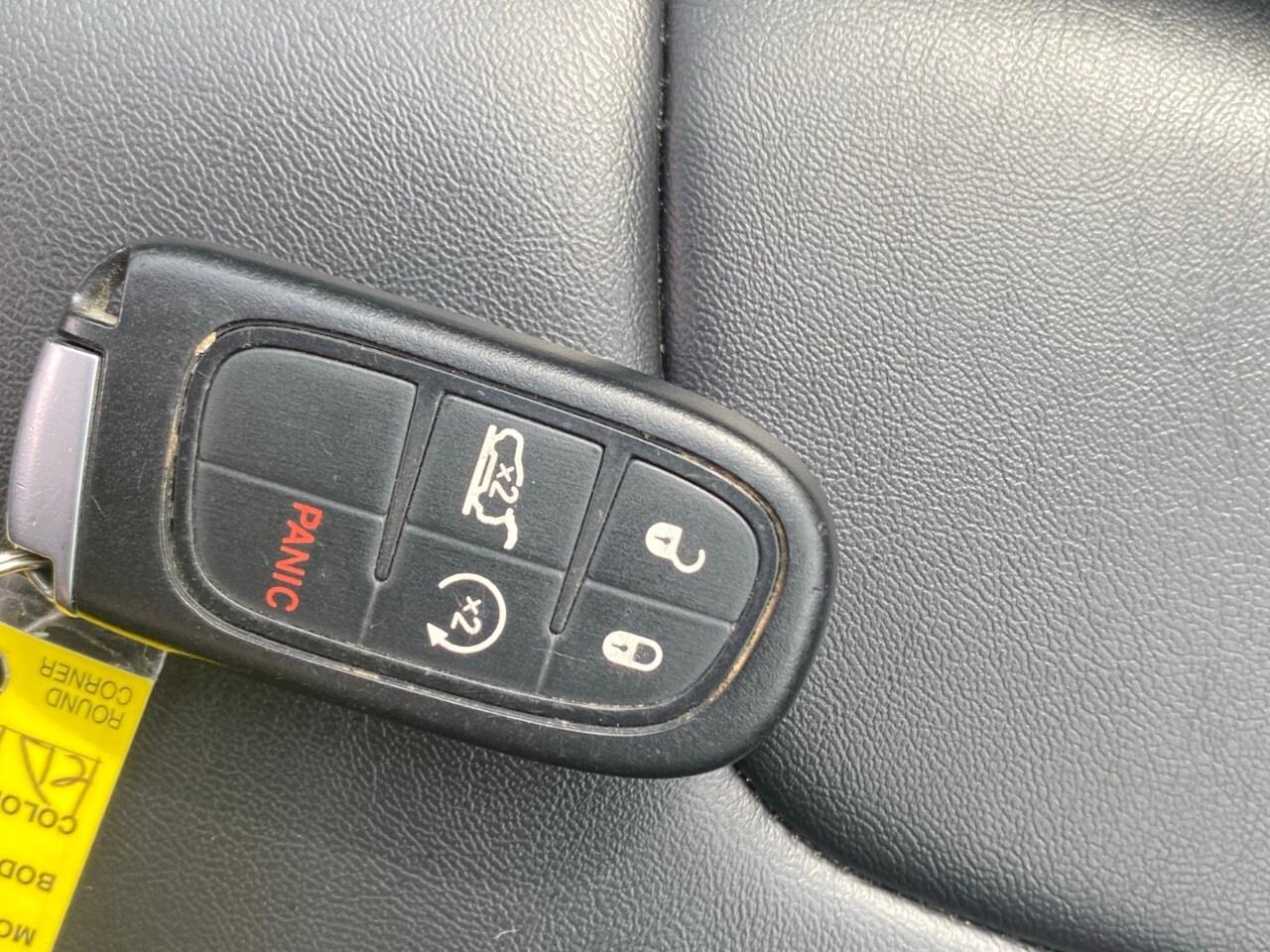 2019 Jeep Cherokee Trailhawk 4X4 Photo