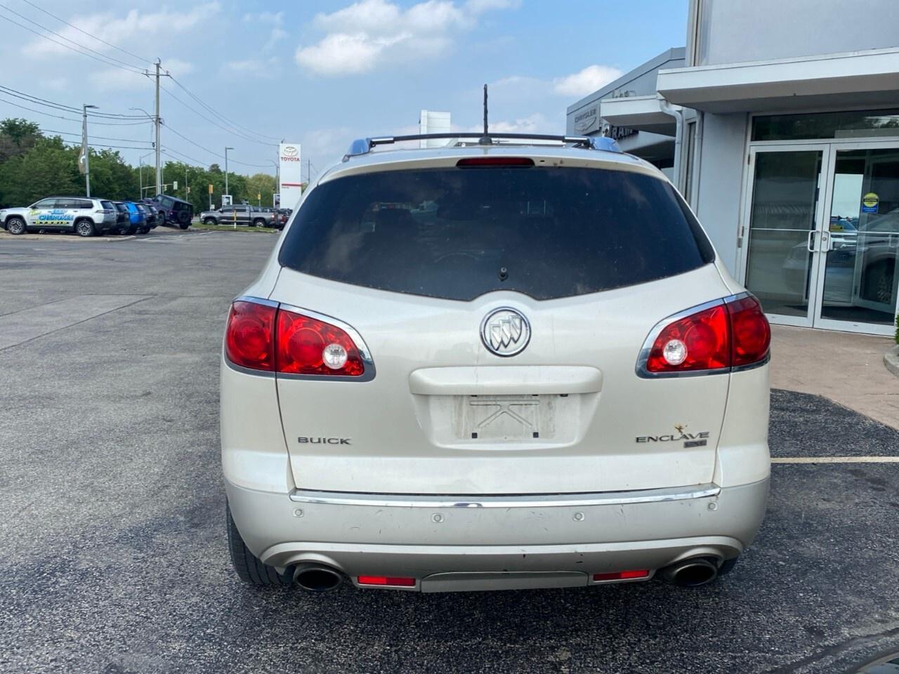 2011 Buick Enclave FWD 4dr CXL1 Photo
