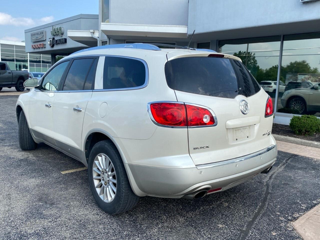 2011 Buick Enclave FWD 4dr CXL1 Photo