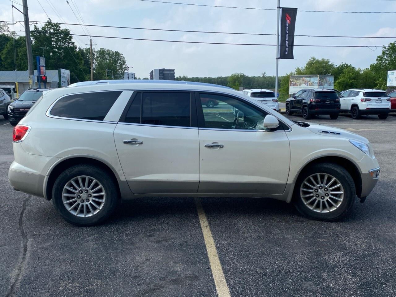 2011 Buick Enclave FWD 4dr CXL1 Photo