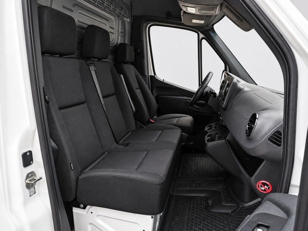 2023 Mercedes-Benz Sprinter Cargo Van 2500 High Roof I4 Gas 170 Photo