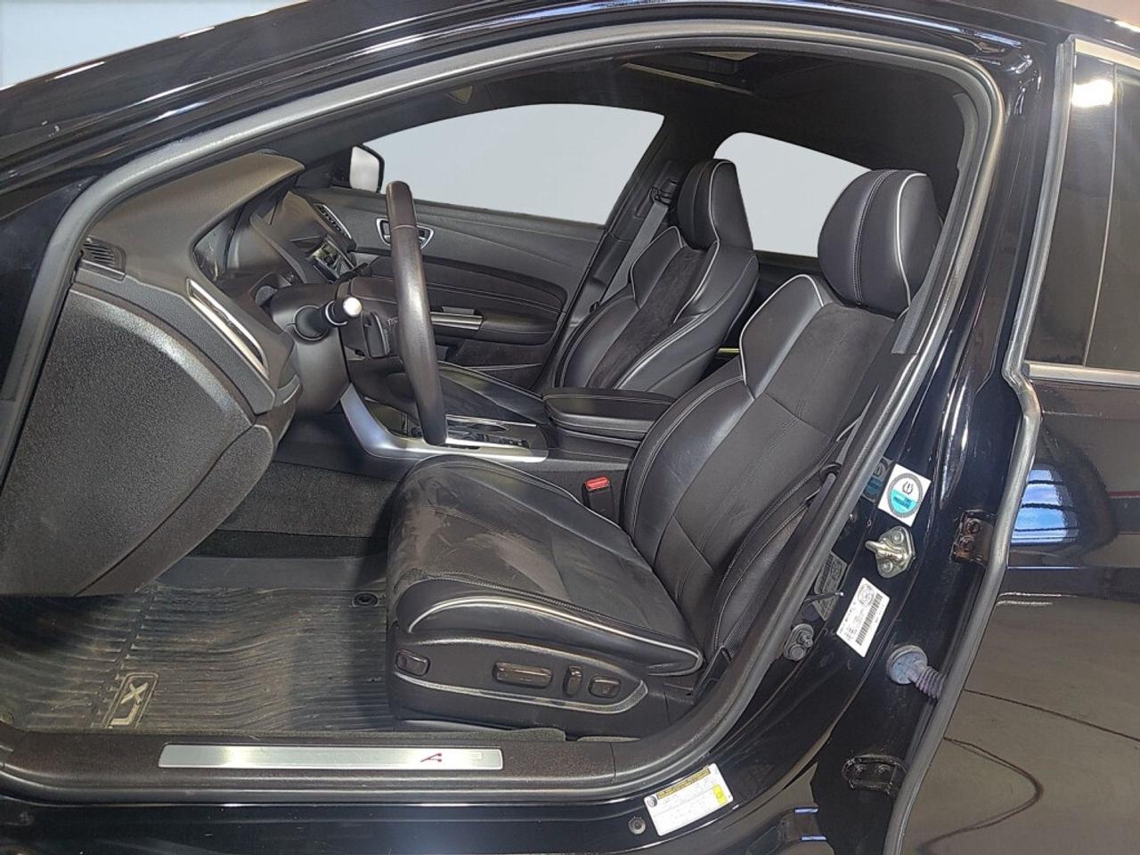 2018 Acura TLX Tech A-Spec / Leather / NAVI / Sunroof / Drive Ass Photo