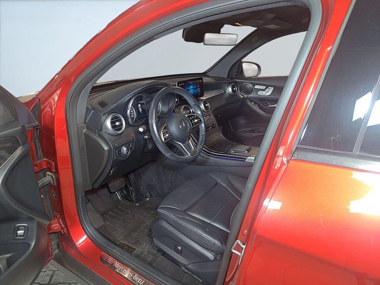 2020 Mercedes-Benz GLC-Class GLC 300 AMG Pkg 4MATIC /NAVI/Sunroof/Leather/Car P Photo
