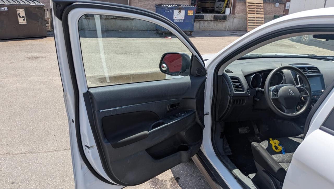 2022 Mitsubishi RVR ES AWD/ Heated Seats/BAck up Cam/ Blueototh/Clean Photo