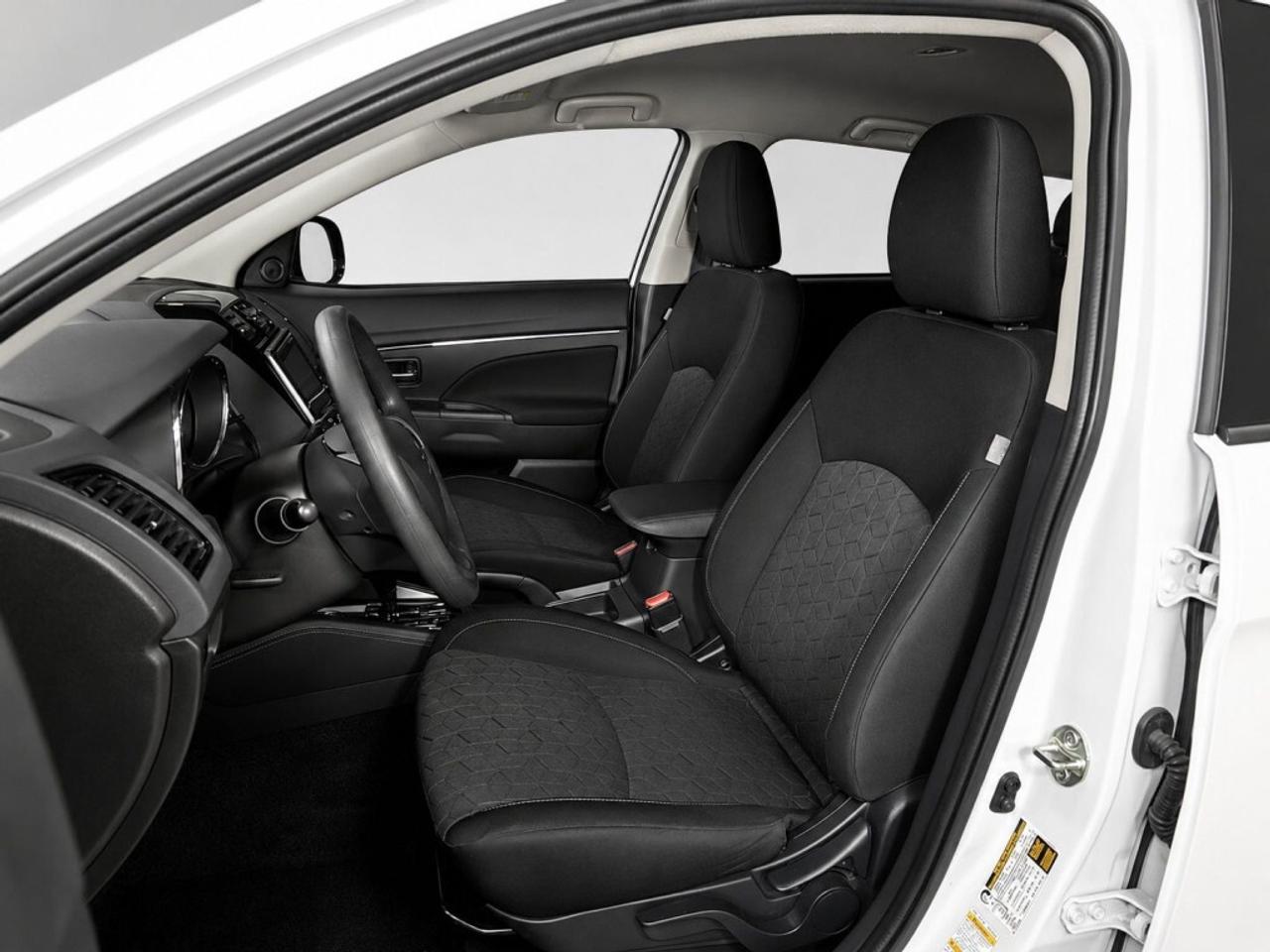 2022 Mitsubishi RVR ES AWD/ Heated Seats/BAck up Cam/ Blueototh/Clean Photo