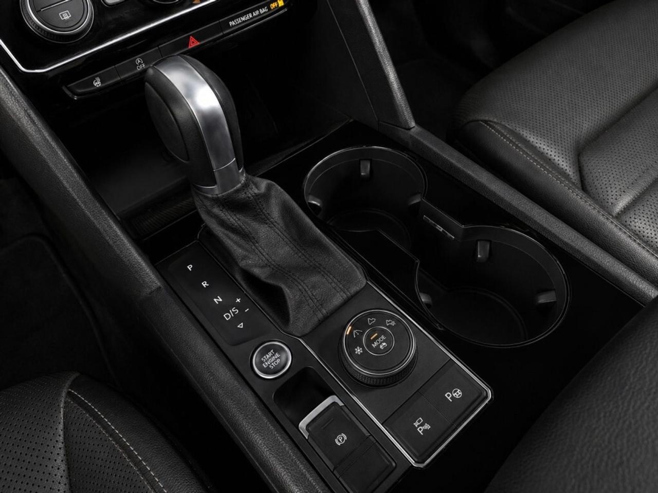 2019 Volkswagen Atlas Execline   7 Passenger   Cooled Leather Seats   Pa Photo