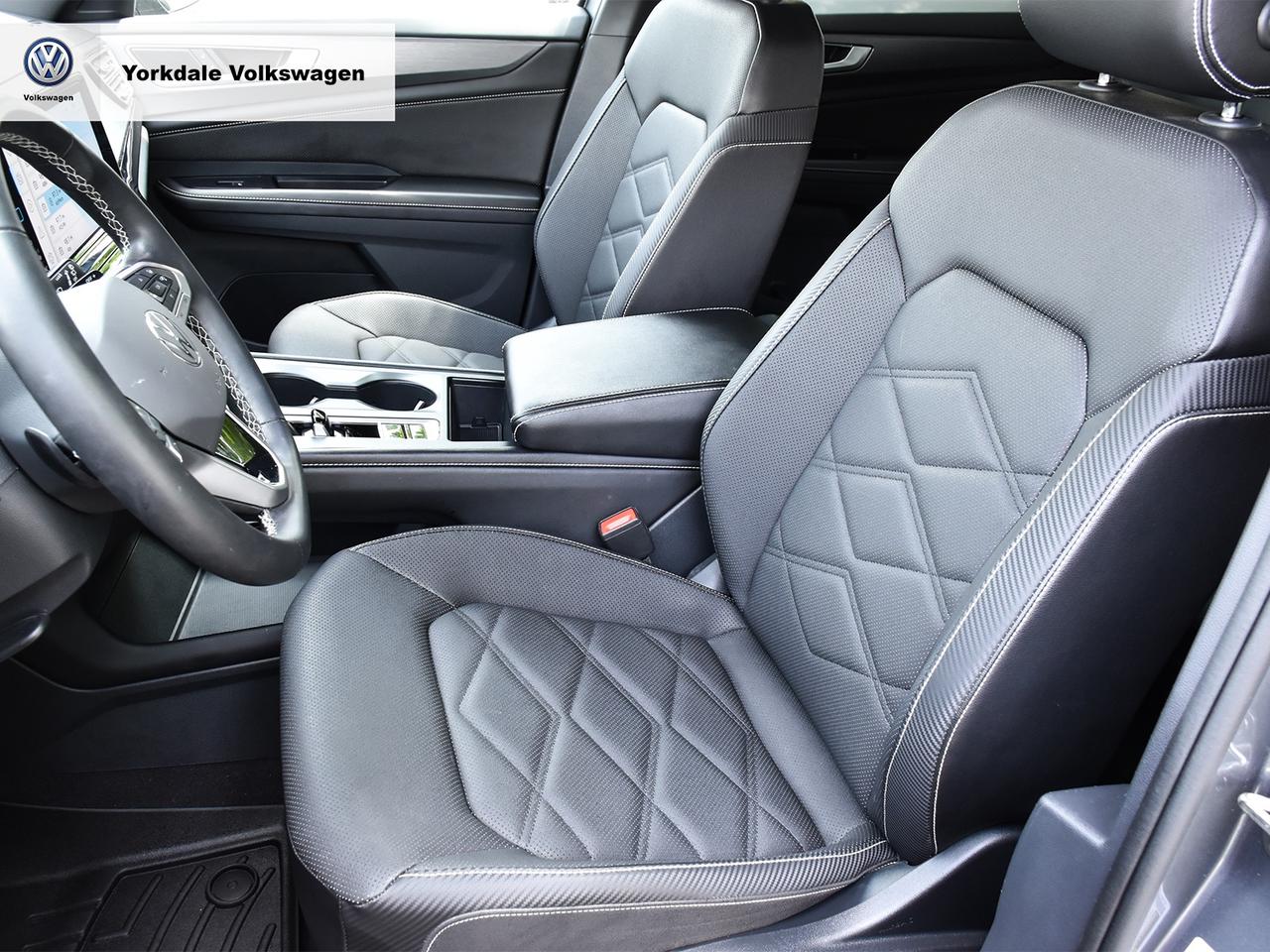 2024 Volkswagen Atlas Cross Sport  Photo