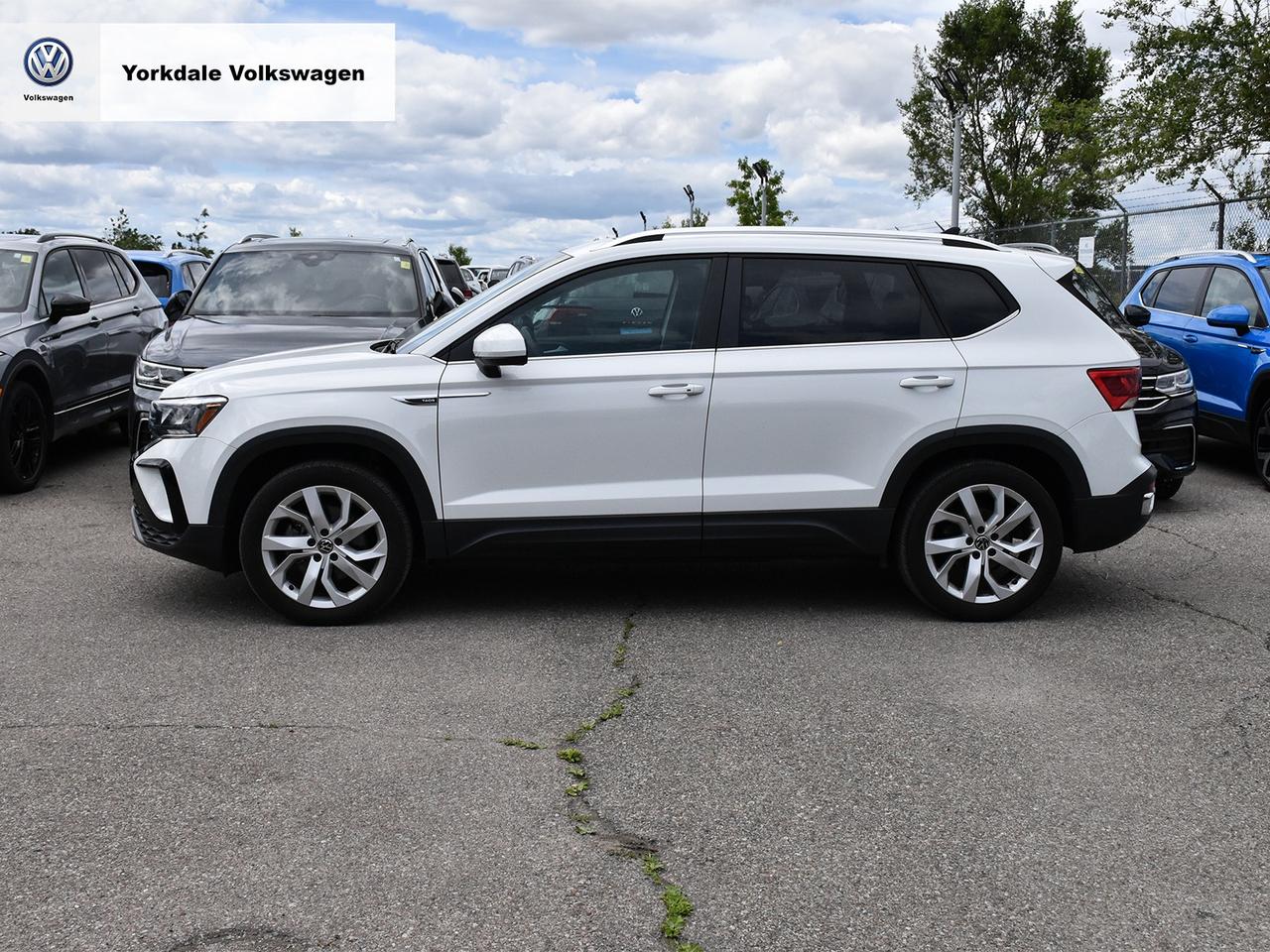 2022 Volkswagen Taos  Photo2