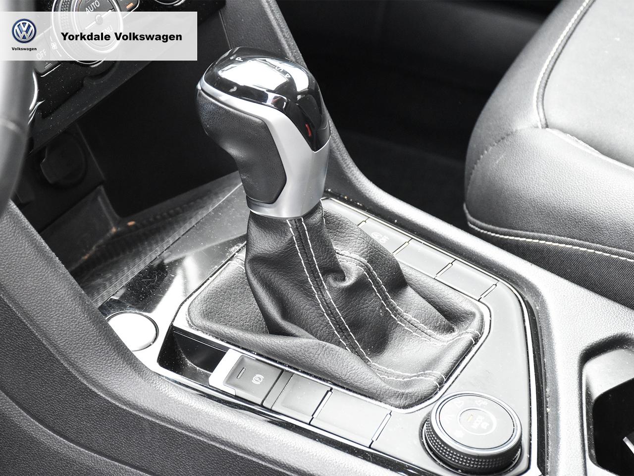 2022 Volkswagen Taos  Photo