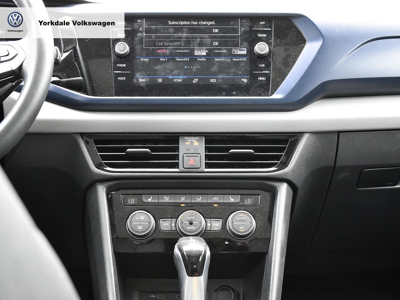 2022 Volkswagen Taos  Photo