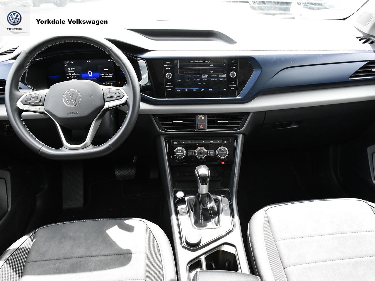 2022 Volkswagen Taos  Photo