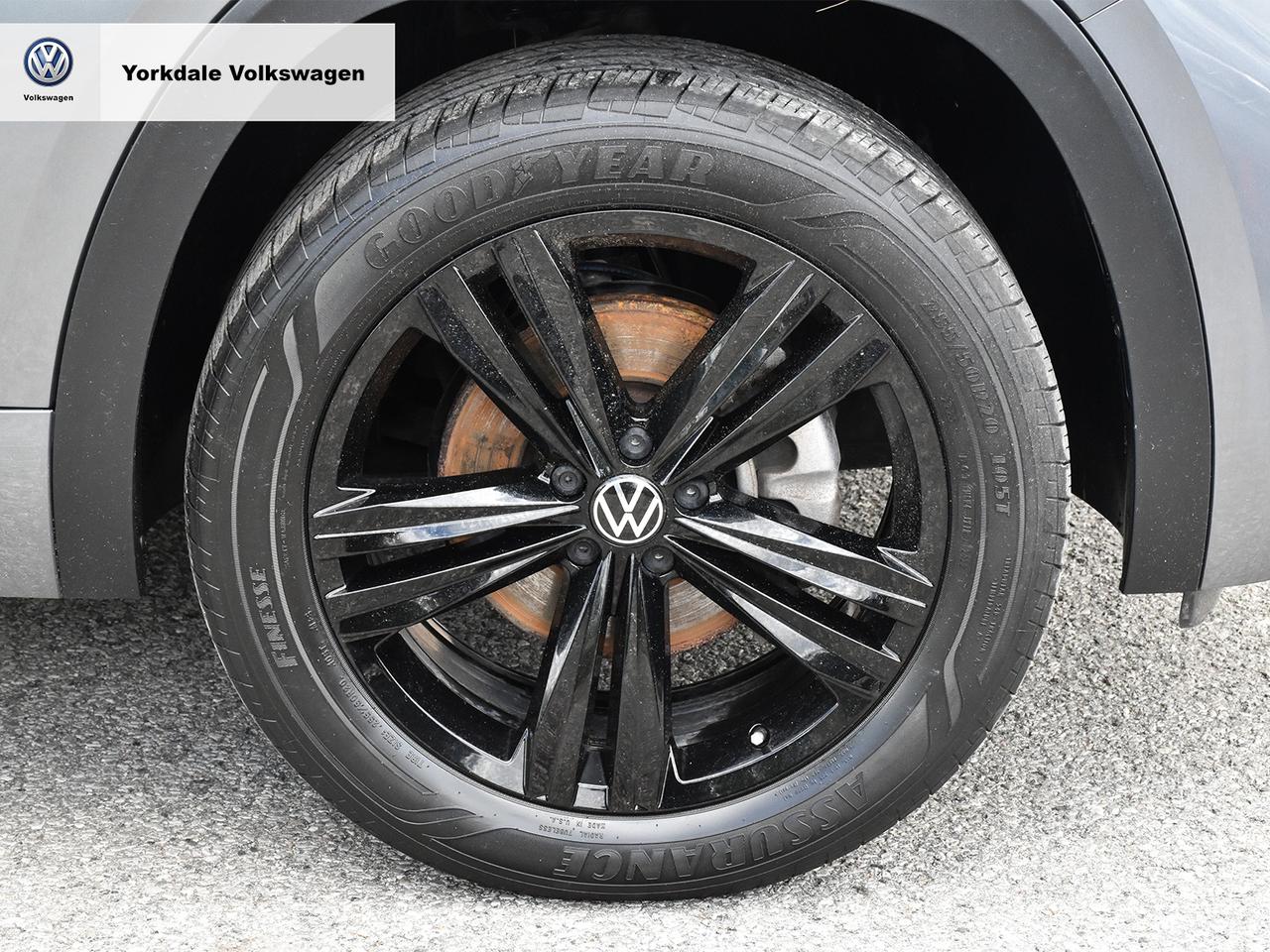 2023 Volkswagen Atlas Cross Sport  Photo