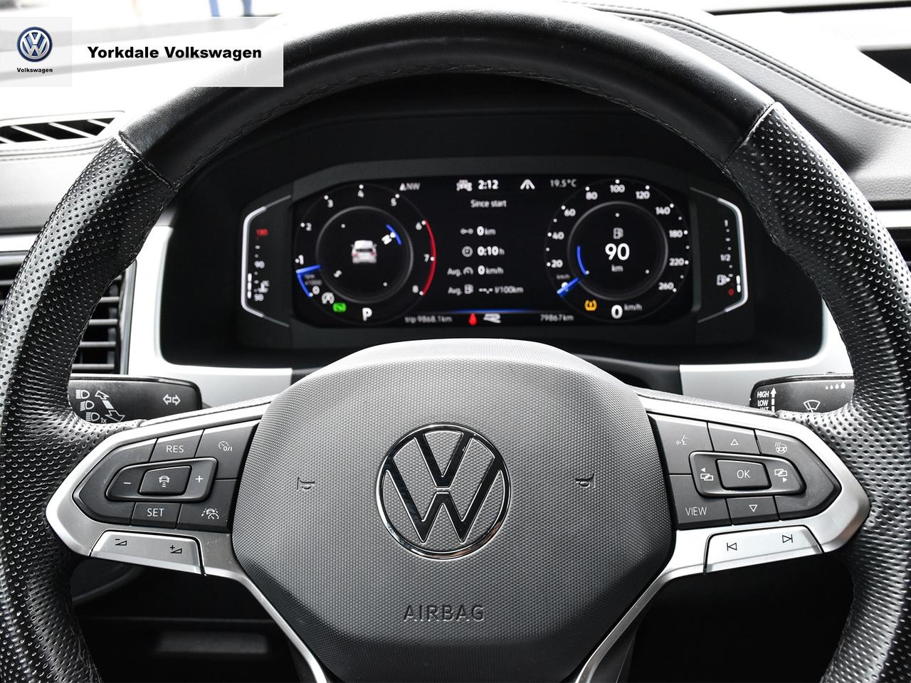 2023 Volkswagen Atlas Cross Sport  Photo
