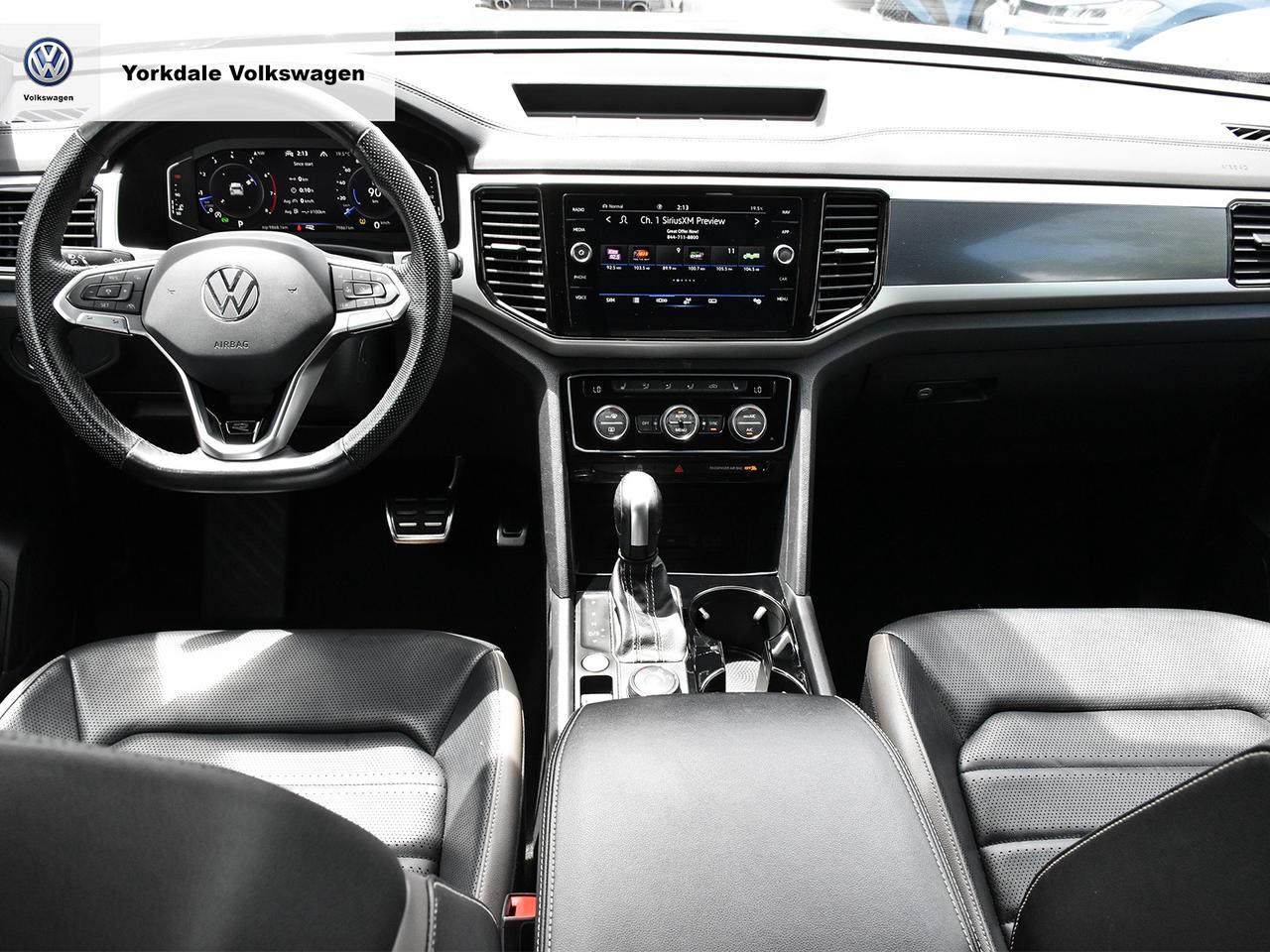 2023 Volkswagen Atlas Cross Sport  Photo