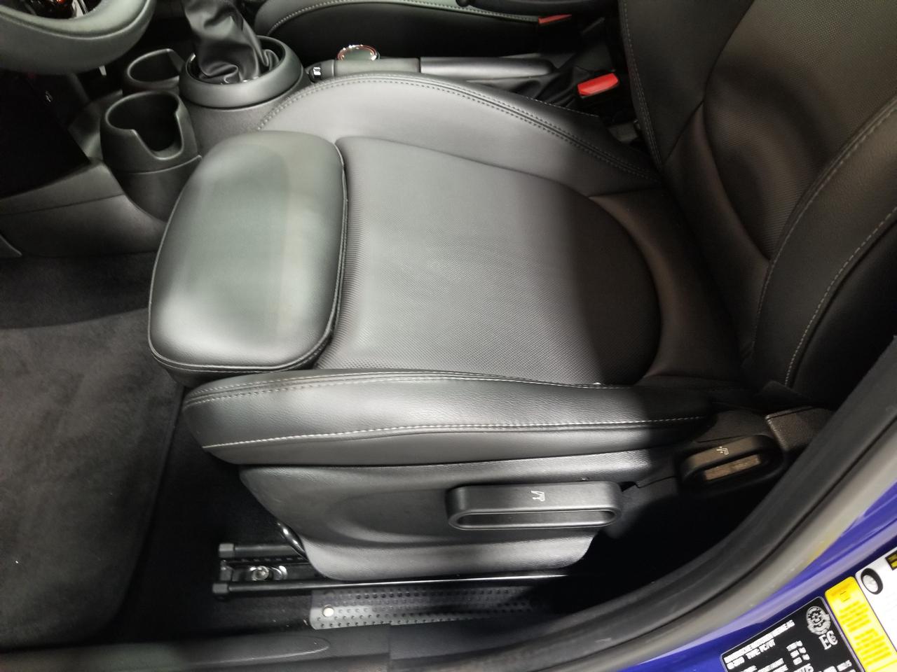 2019 MINI 5 Door Cooper S 4dr Hatchback Photo