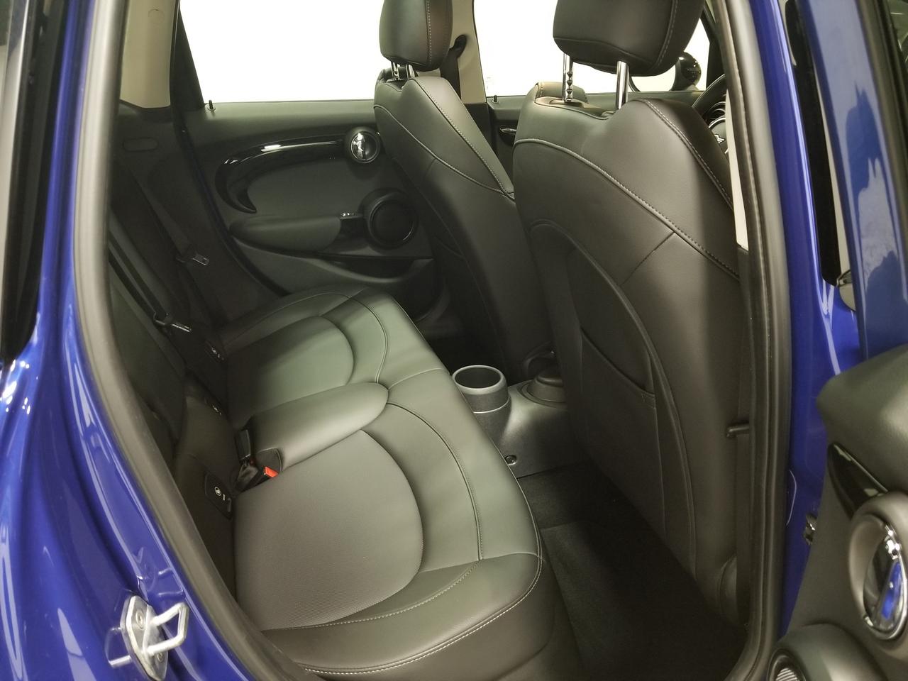 2019 MINI 5 Door Cooper S 4dr Hatchback Photo
