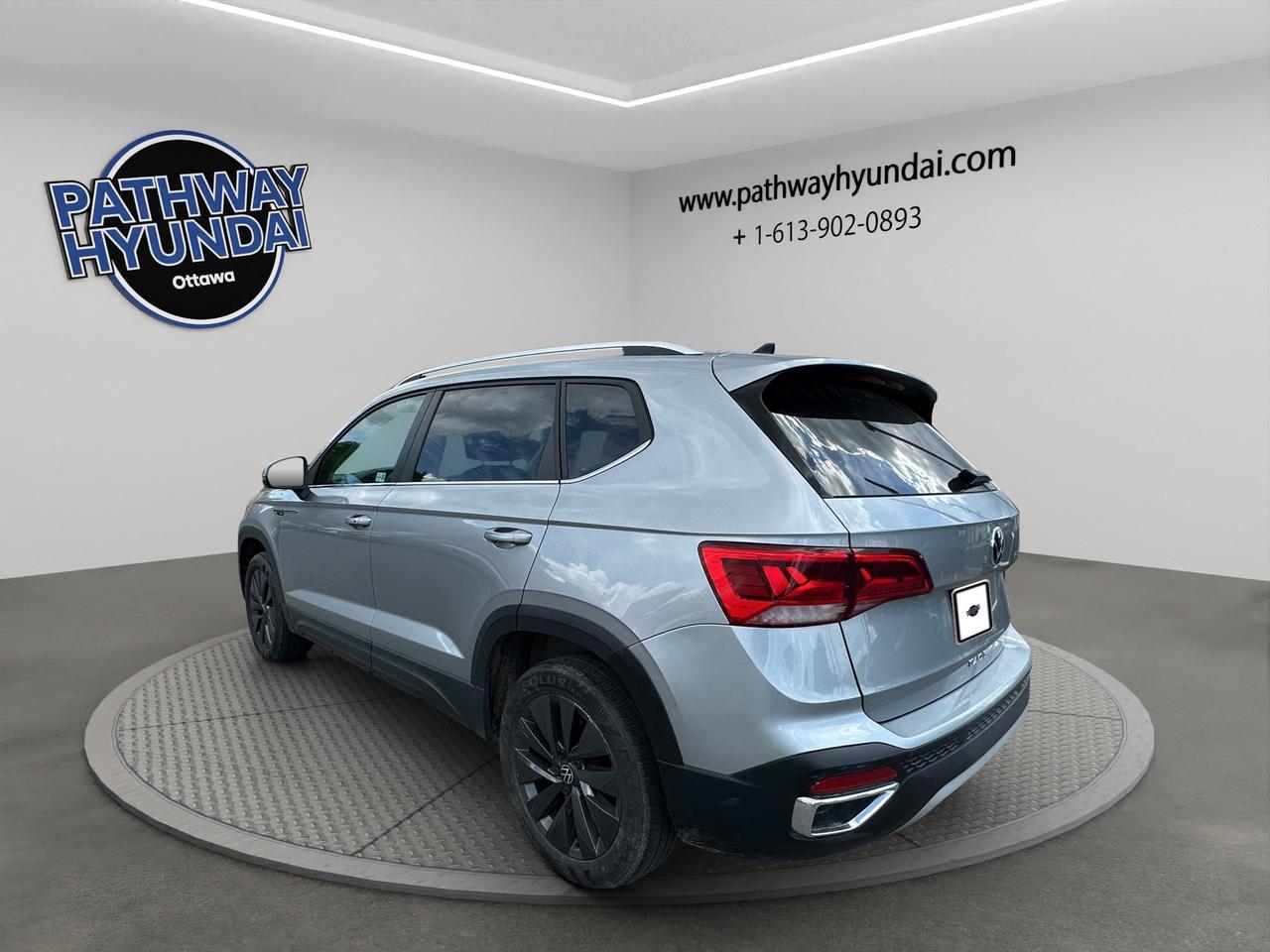2024 Volkswagen Taos Comfortline | Reverse Cam | Heated Seats Photo