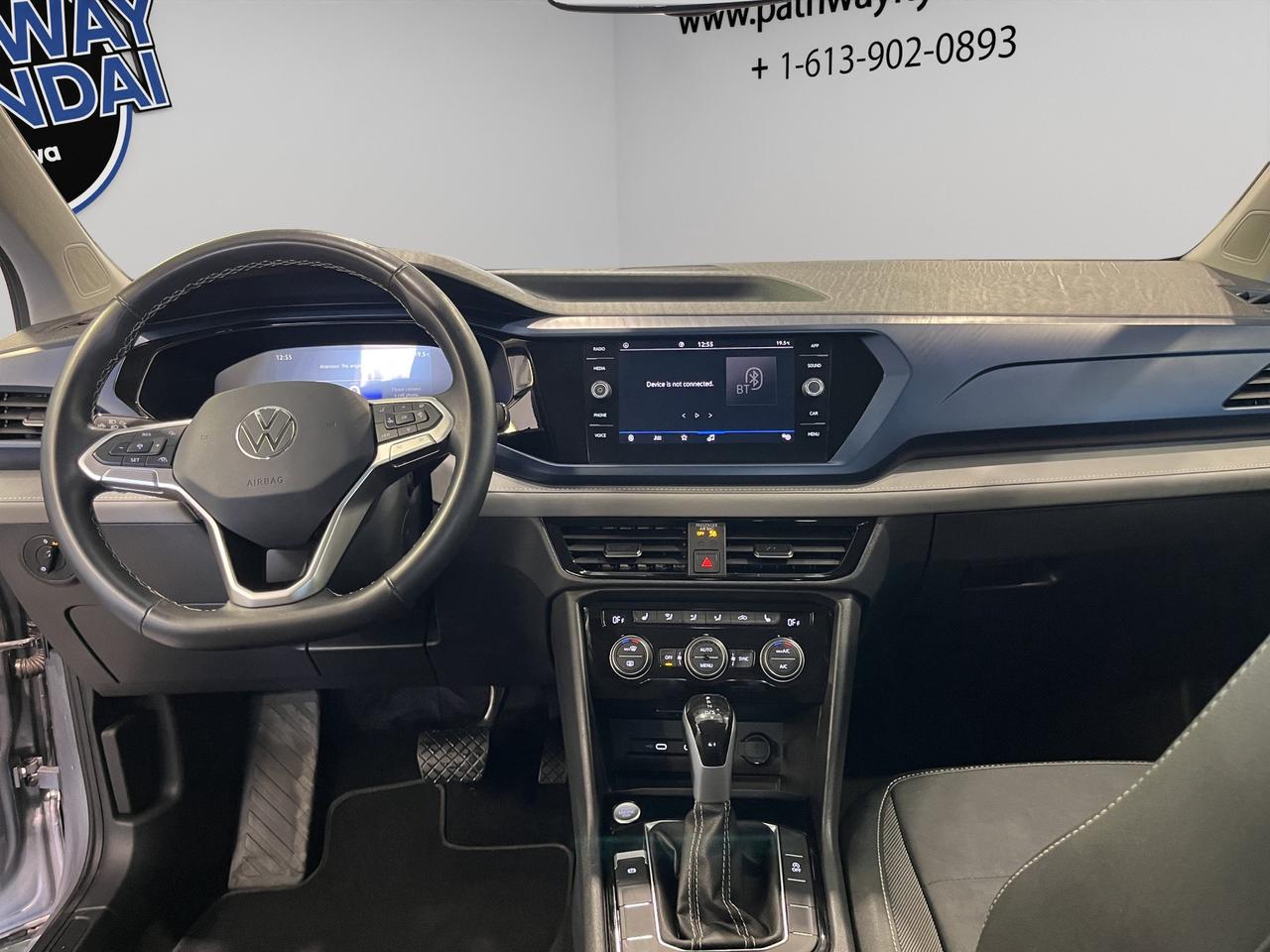 2024 Volkswagen Taos Comfortline | Reverse Cam | Heated Seats Photo