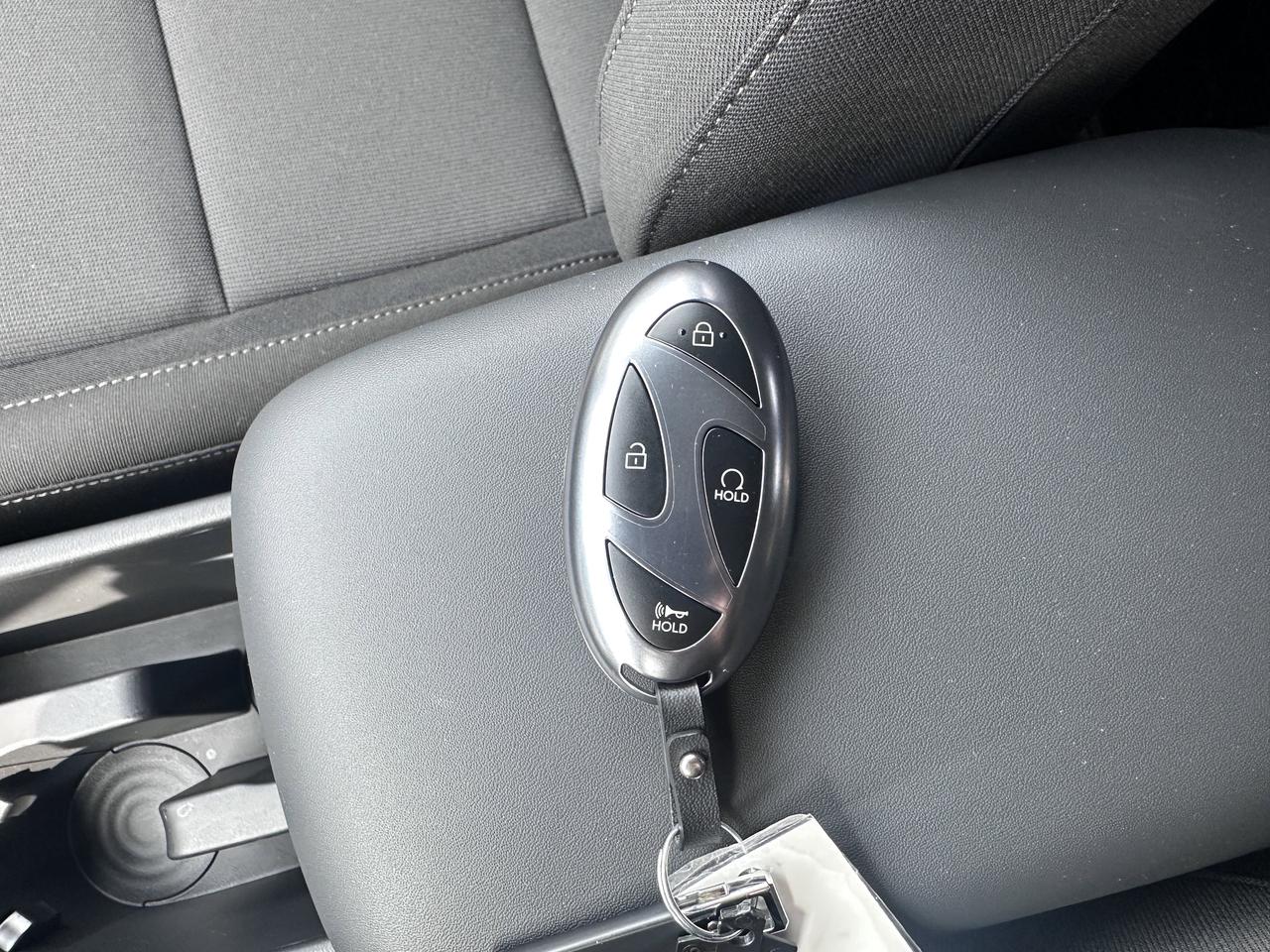 2026 Hyundai KONA Preferred | Reverse Cam | Heated Seats Photo