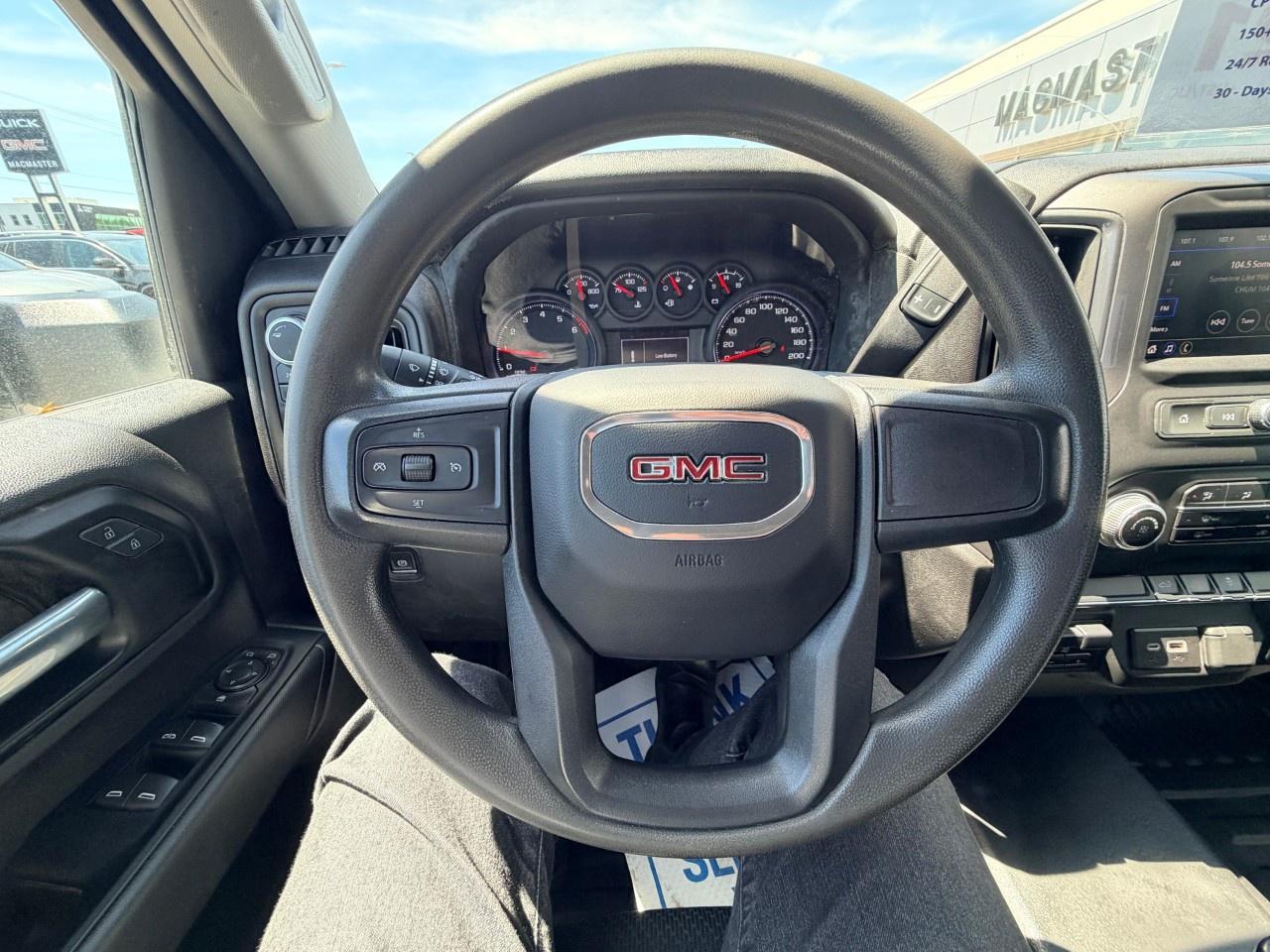 2023 GMC SIERRA 2500HD 4WD Double Cab Long Box Pro Photo