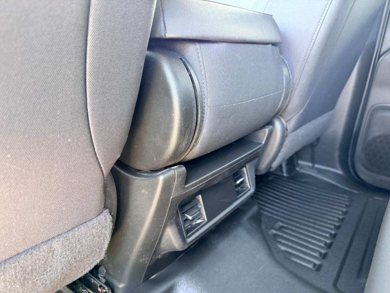 2023 GMC SIERRA 2500HD 4WD Double Cab Long Box Pro Photo