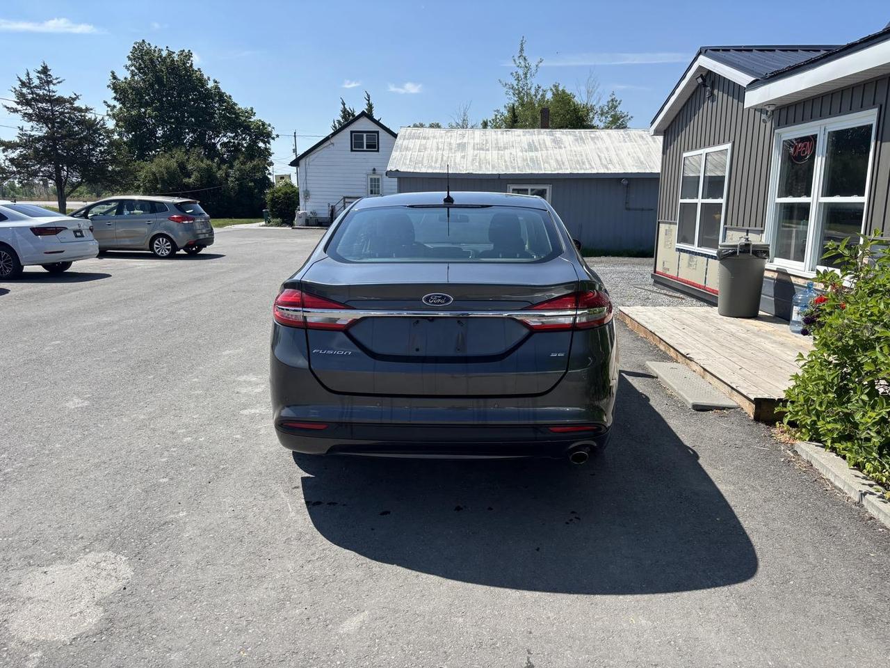 2018 Ford Fusion SE 4dr Front-wheel Drive Sedan Photo
