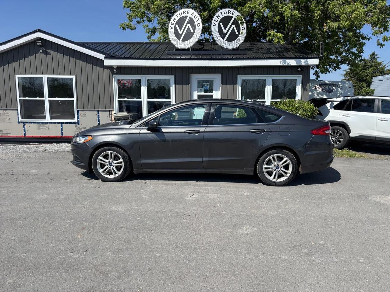2018 Ford Fusion SE 4dr Front-wheel Drive Sedan Photo