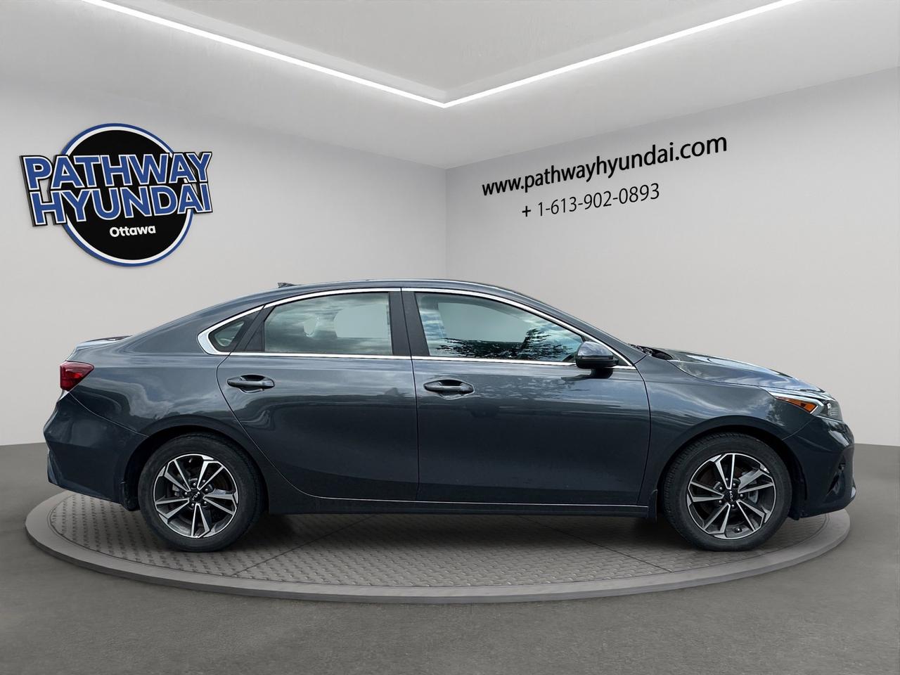 2022 Kia Forte EX | Reverse Cam | Heated Seats Photo