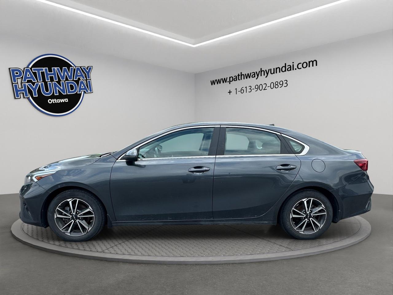 2022 Kia Forte EX | Reverse Cam | Heated Seats Photo