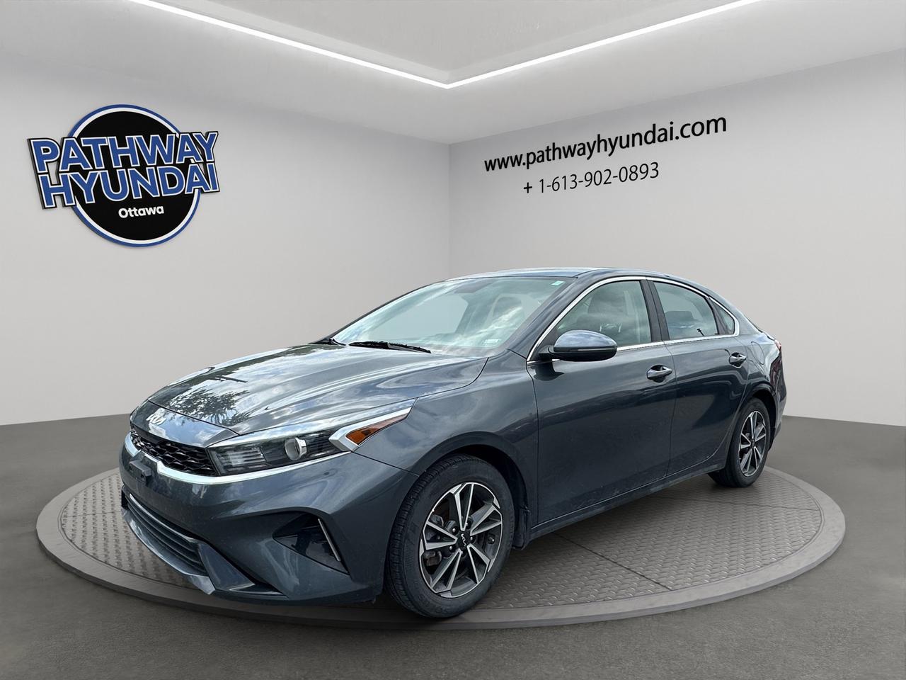2022 Kia Forte EX | Reverse Cam | Heated Seats Photo